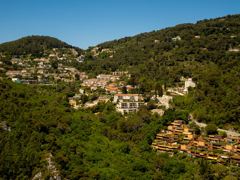Point de Vue du Jardin Exotique  2025-05-15 2-3