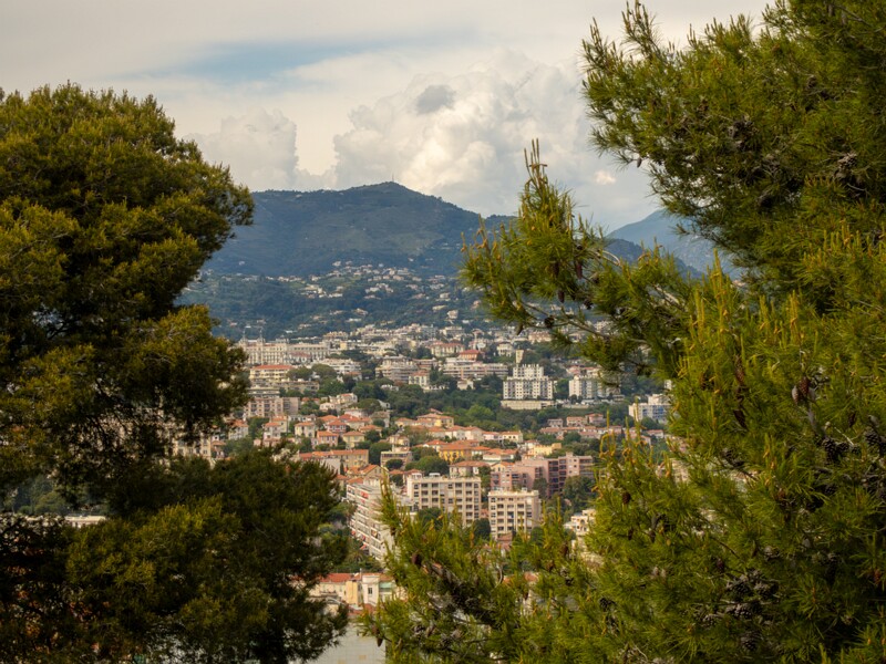 Colline du Château  2025-05-11 1-25
